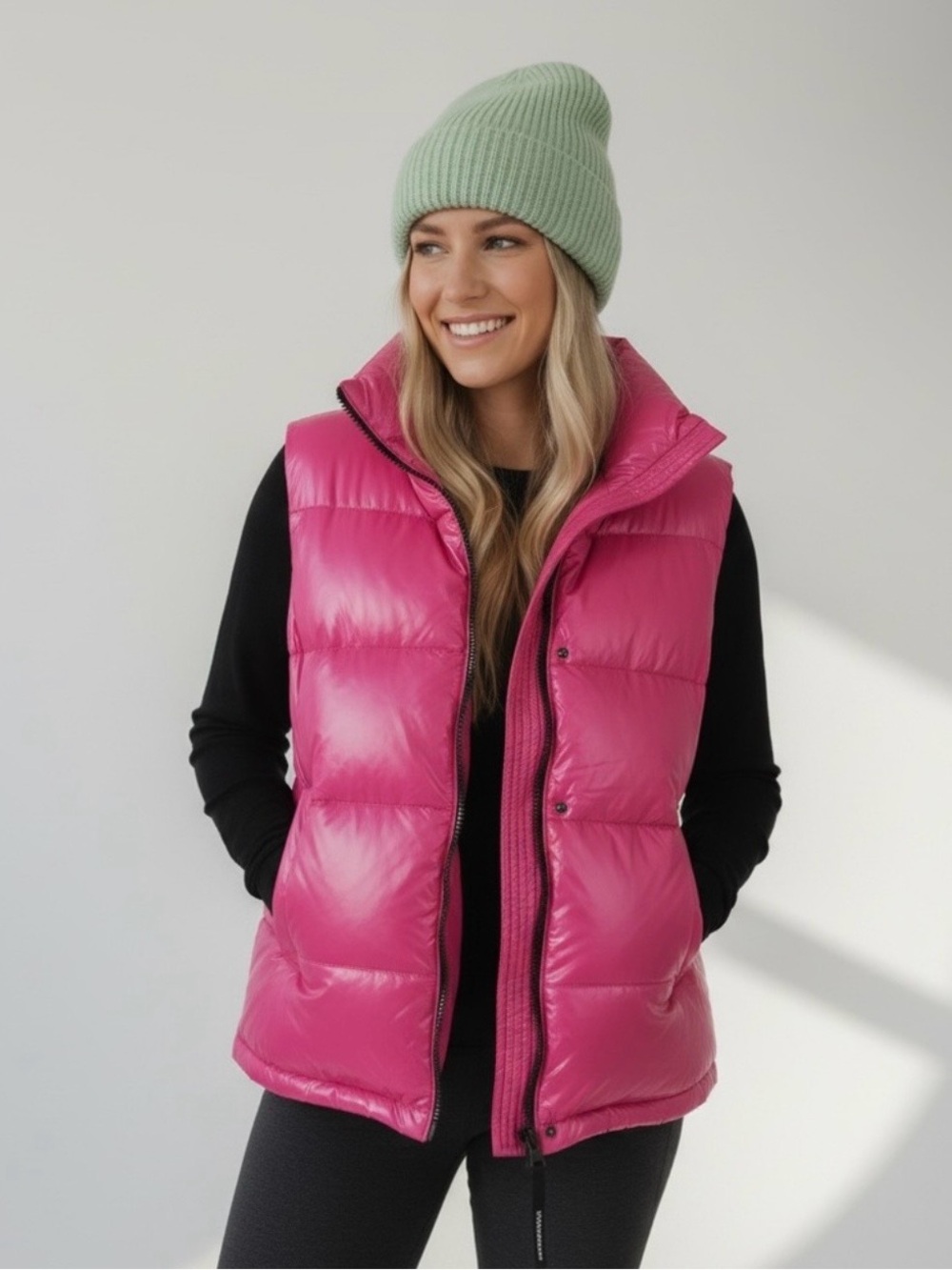 NWT Aritzia Super World The Supersize Puff Vest in Magenta Sz M/L/XL